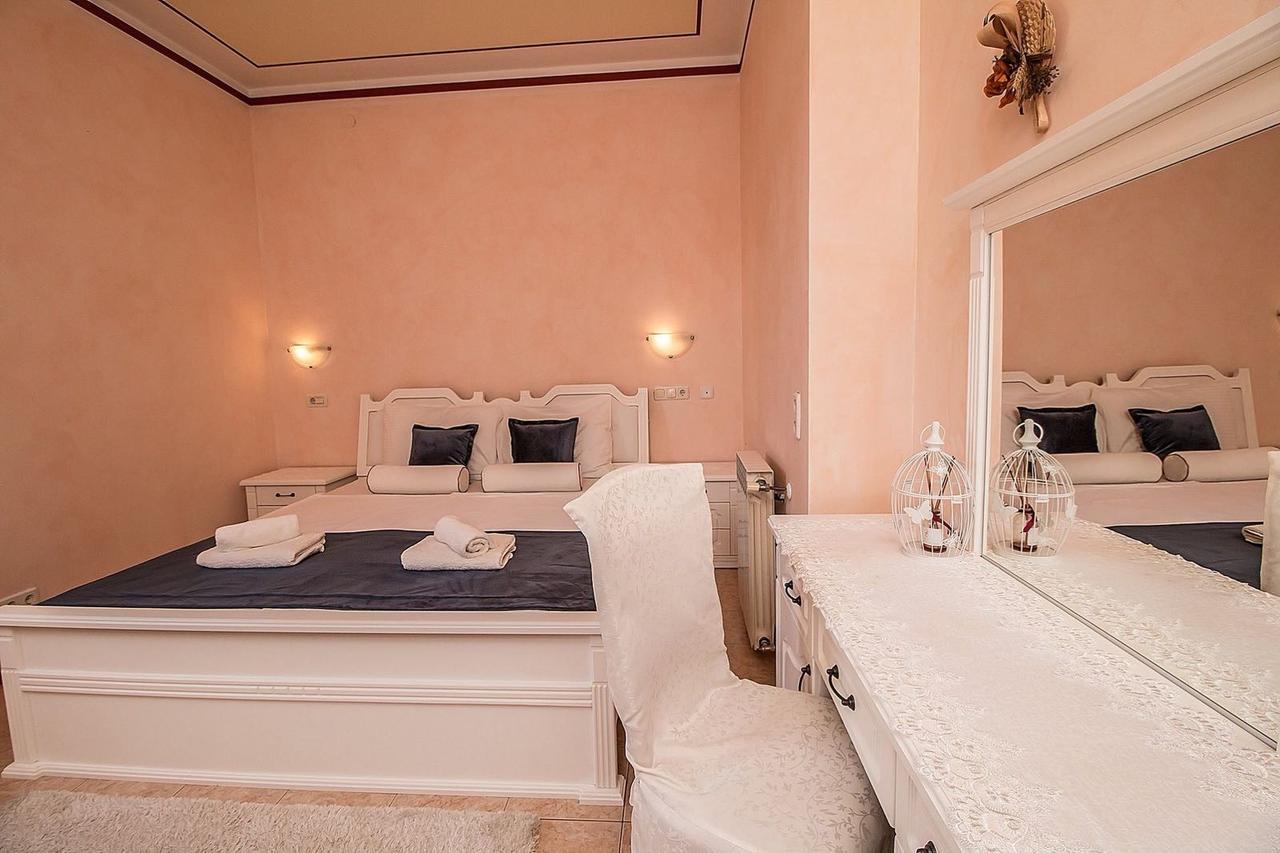 Villa Rose Rovinj Buitenkant foto