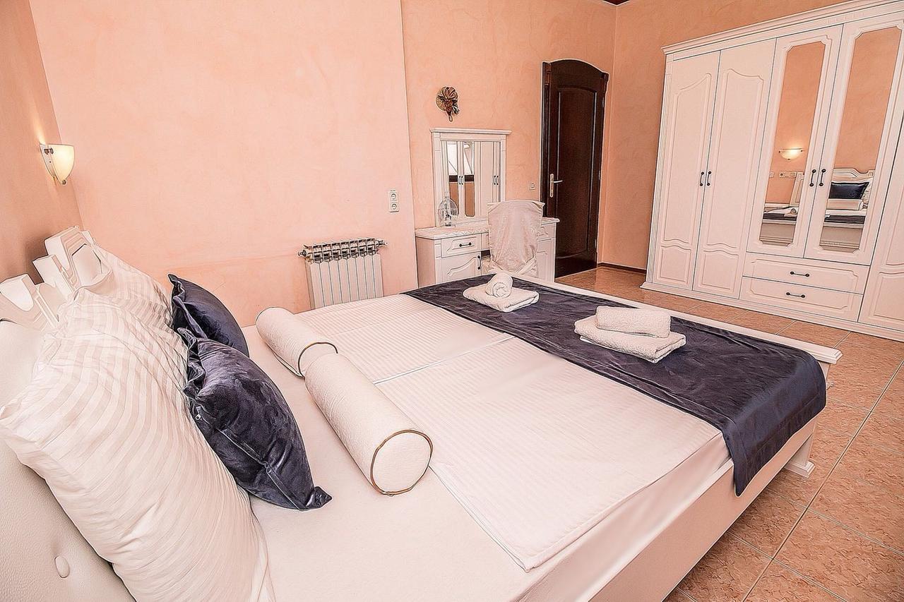 Villa Rose Rovinj Buitenkant foto